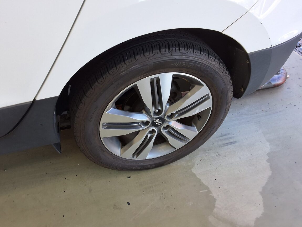 HYUNDAI NEW TUCSON ix DIESEL R2.0 2WD MODERN 2014 - zdjęcie 21
