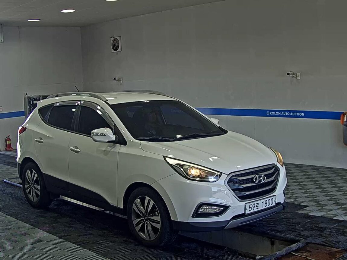HYUNDAI NEW TUCSON ix DIESEL R2.0 2WD MODERN 2014 - zdjęcie 3