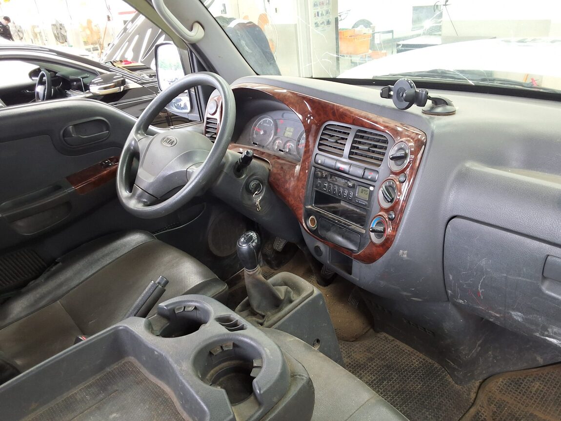 KIA BONGO III CARGO CRDi KING CAB EXTRA LONG WHEELBASE 2009 - zdjęcie 11