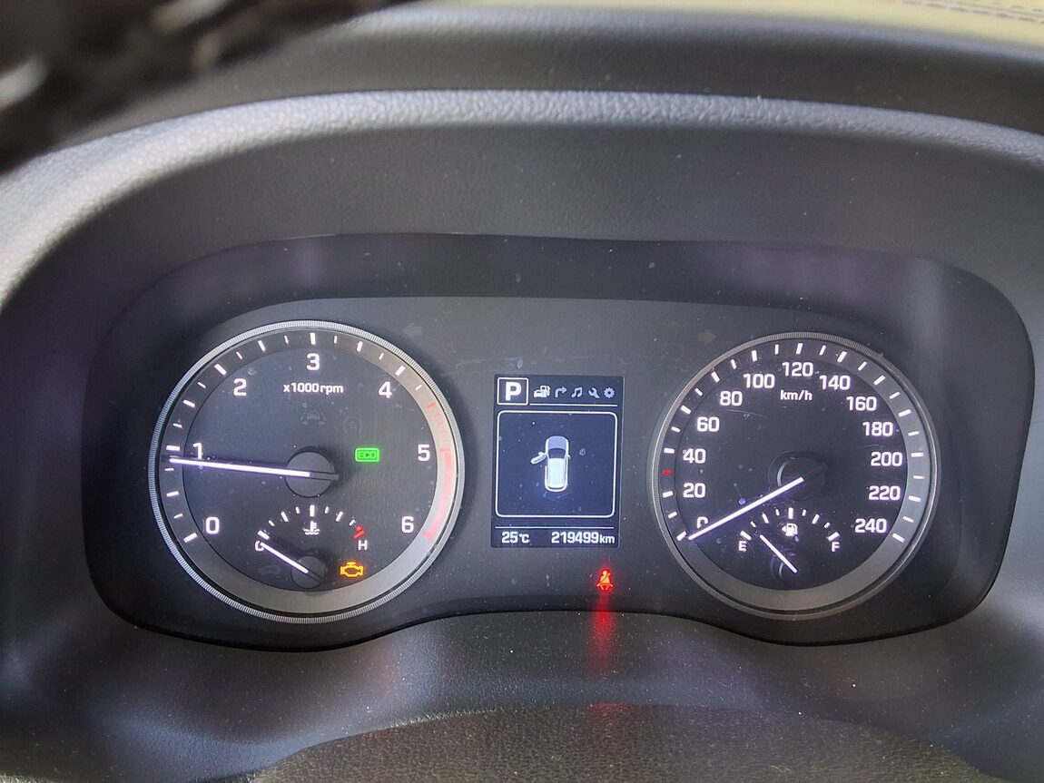 HYUNDAI ALL NEW TUCSON DIESEL 1.7 2WD MODERN 2016 - zdjęcie 9