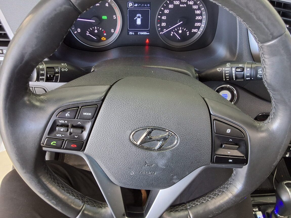 HYUNDAI ALL NEW TUCSON DIESEL 1.7 2WD MODERN 2016 - zdjęcie 19