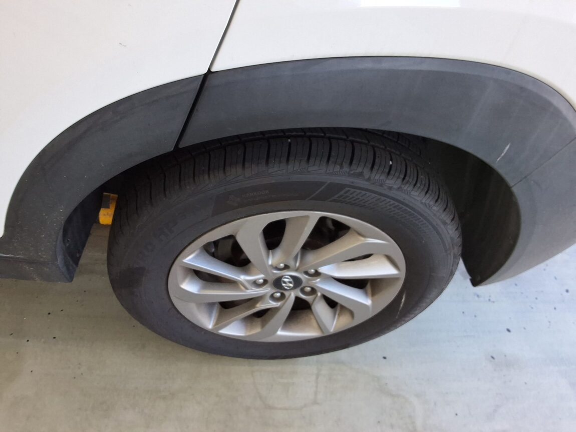 HYUNDAI ALL NEW TUCSON DIESEL 1.7 2WD MODERN 2016 - zdjęcie 23