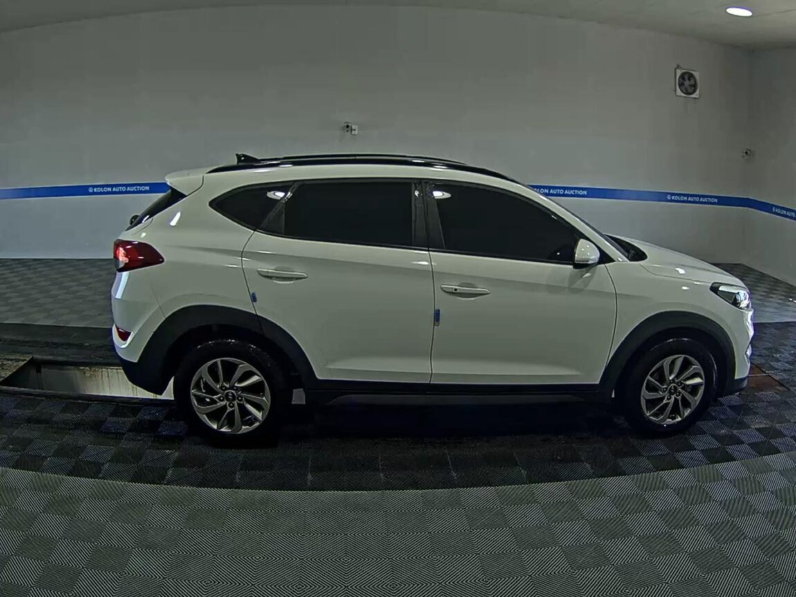 HYUNDAI ALL NEW TUCSON DIESEL 1.7 2WD MODERN 2016 - zdjęcie 4