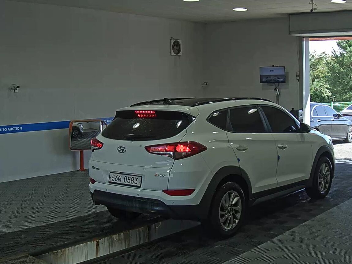 HYUNDAI ALL NEW TUCSON DIESEL 1.7 2WD MODERN 2016 - zdjęcie 5