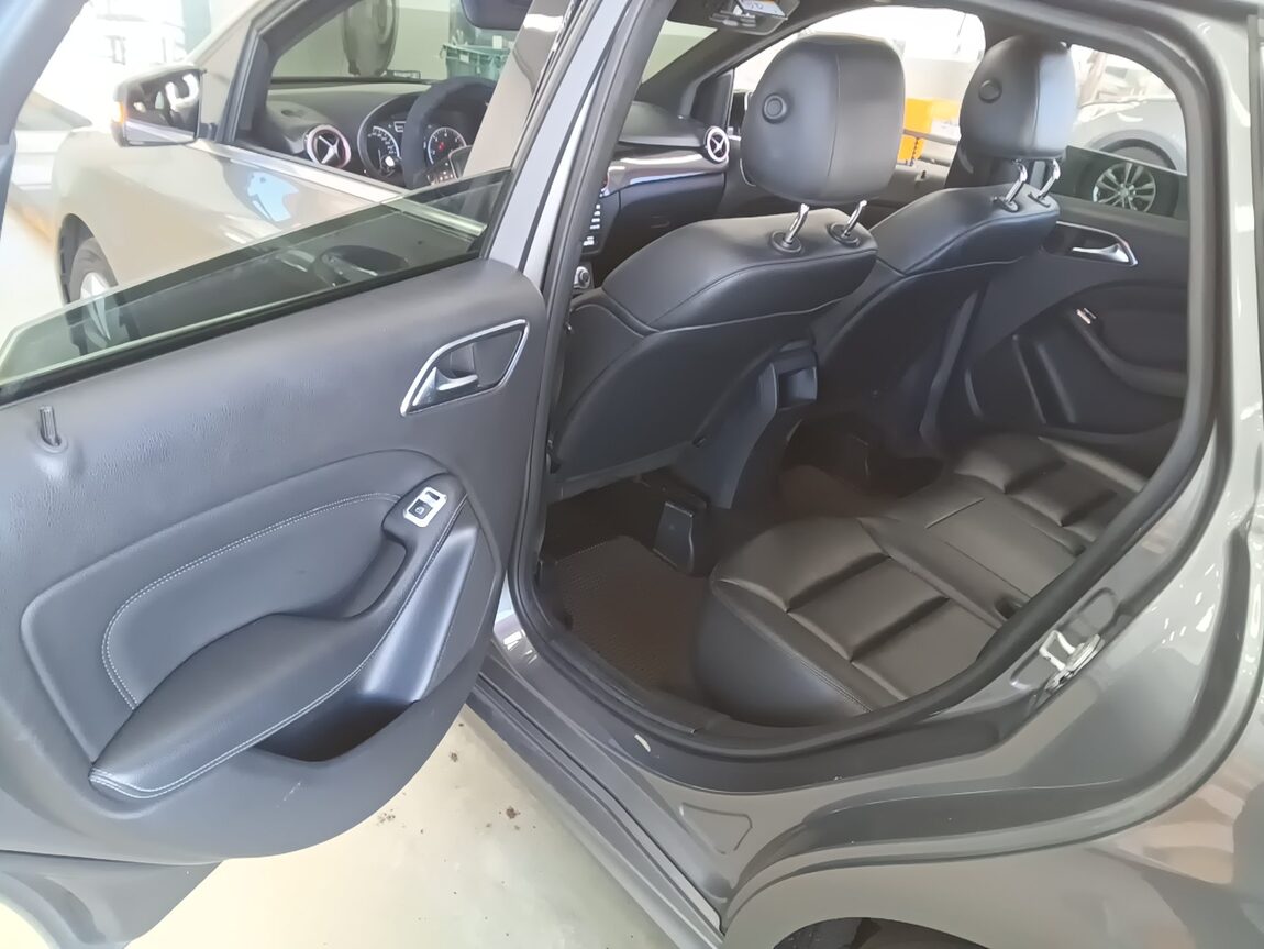 MERCEDES-BENZ B-CLASS (2ND GEN) B200 CDI BLUE EFFICIENCY 2014 - zdjęcie 12