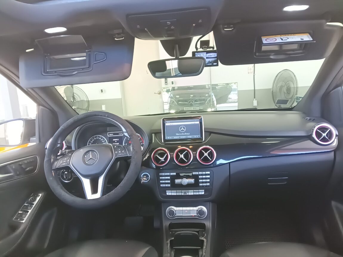 MERCEDES-BENZ B-CLASS (2ND GEN) B200 CDI BLUE EFFICIENCY 2014 - zdjęcie 21