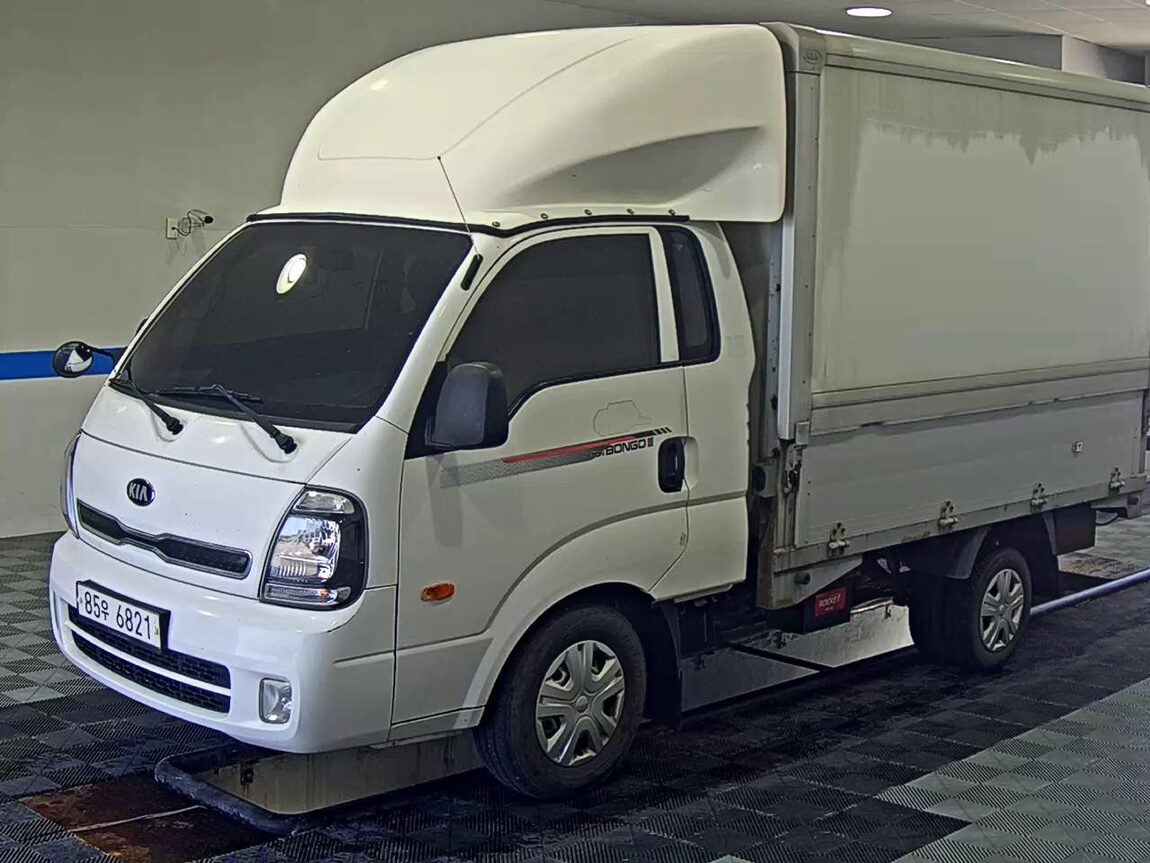 KIA THE NEW BONGO III CARGO WING BODY ELECTRIC 2021 - zdjęcie 2