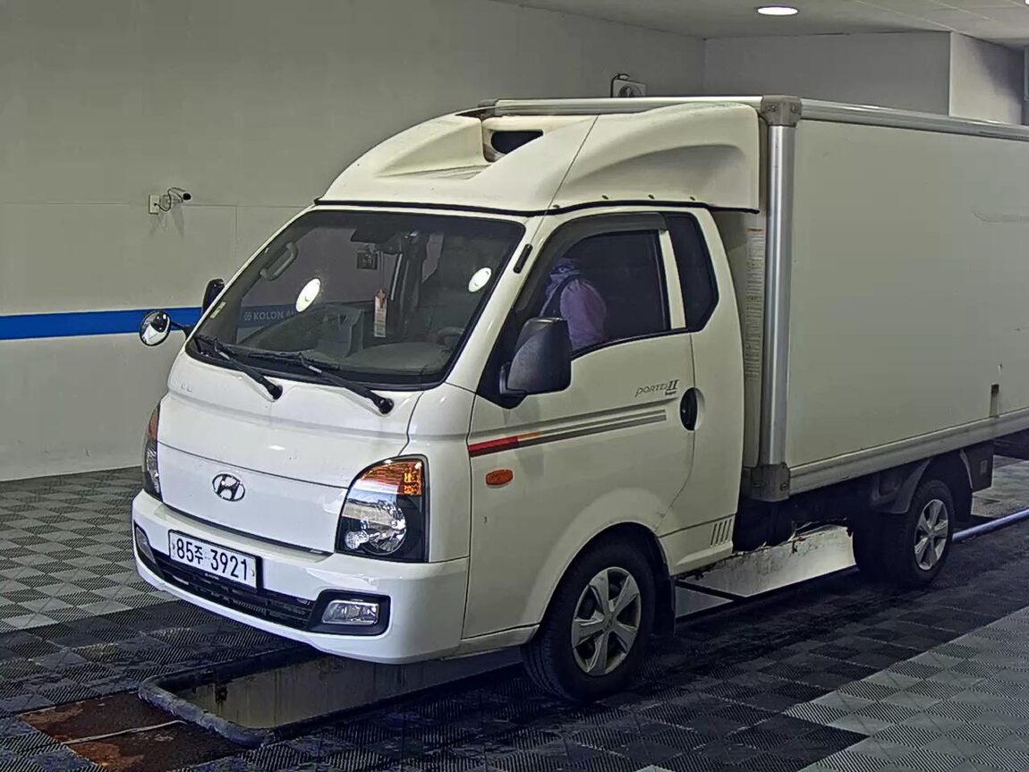 HYUNDAI PORTER II FREEZER BOX TRUCK SUPER CAB TWIN COMPRESSOR 2013 - zdjęcie 2