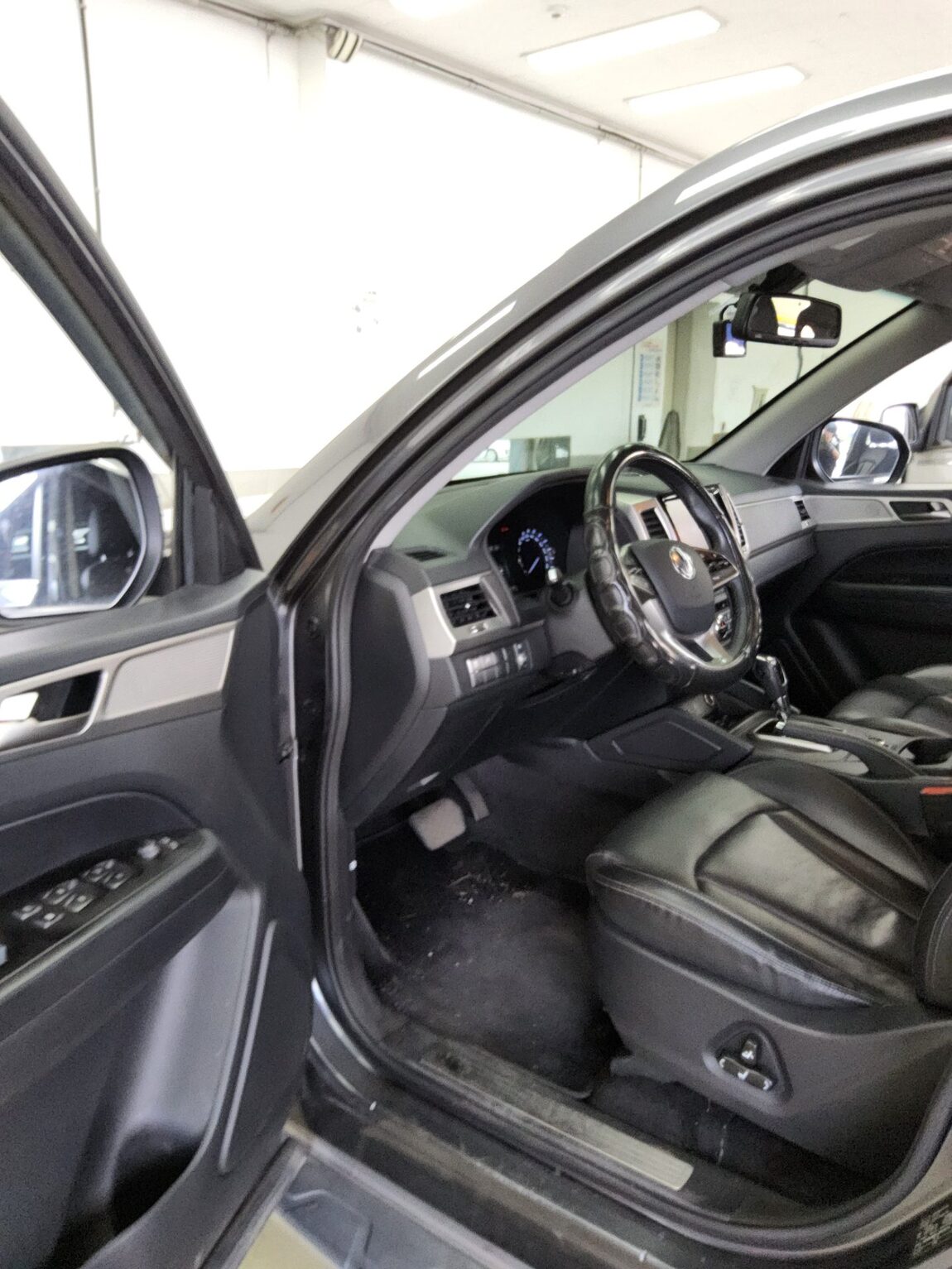 KG MOBILITY (SSANGYONG) REXTON SPORTS 2.2 4WD PRESTIGE 2018 - zdjęcie 10