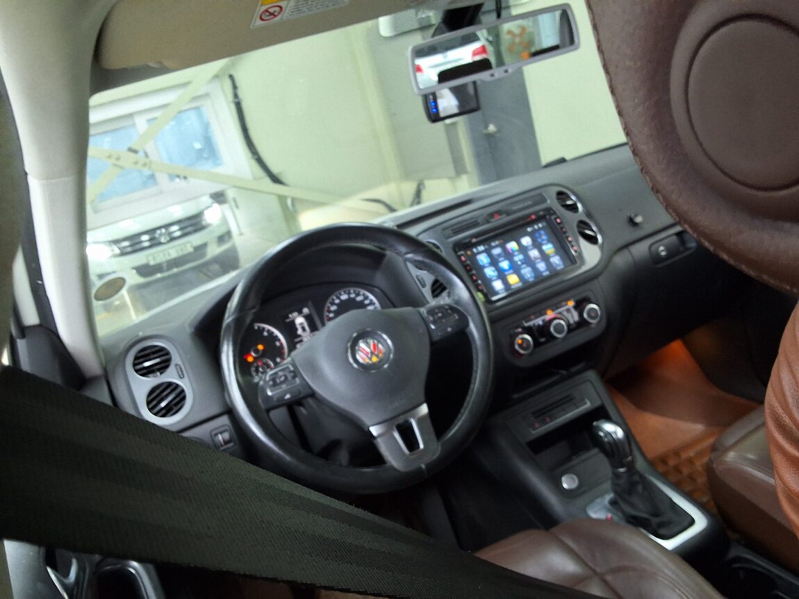 VOLKSWAGEN TIGUAN 2.0 TDI BLUEMOTION 2015 - zdjęcie 12