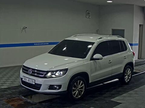 VOLKSWAGEN TIGUAN 2.0 TDI BLUEMOTION 2015 - aukcja, lot SC-01M2MQB91B7BYMN4V891P5K4WJ