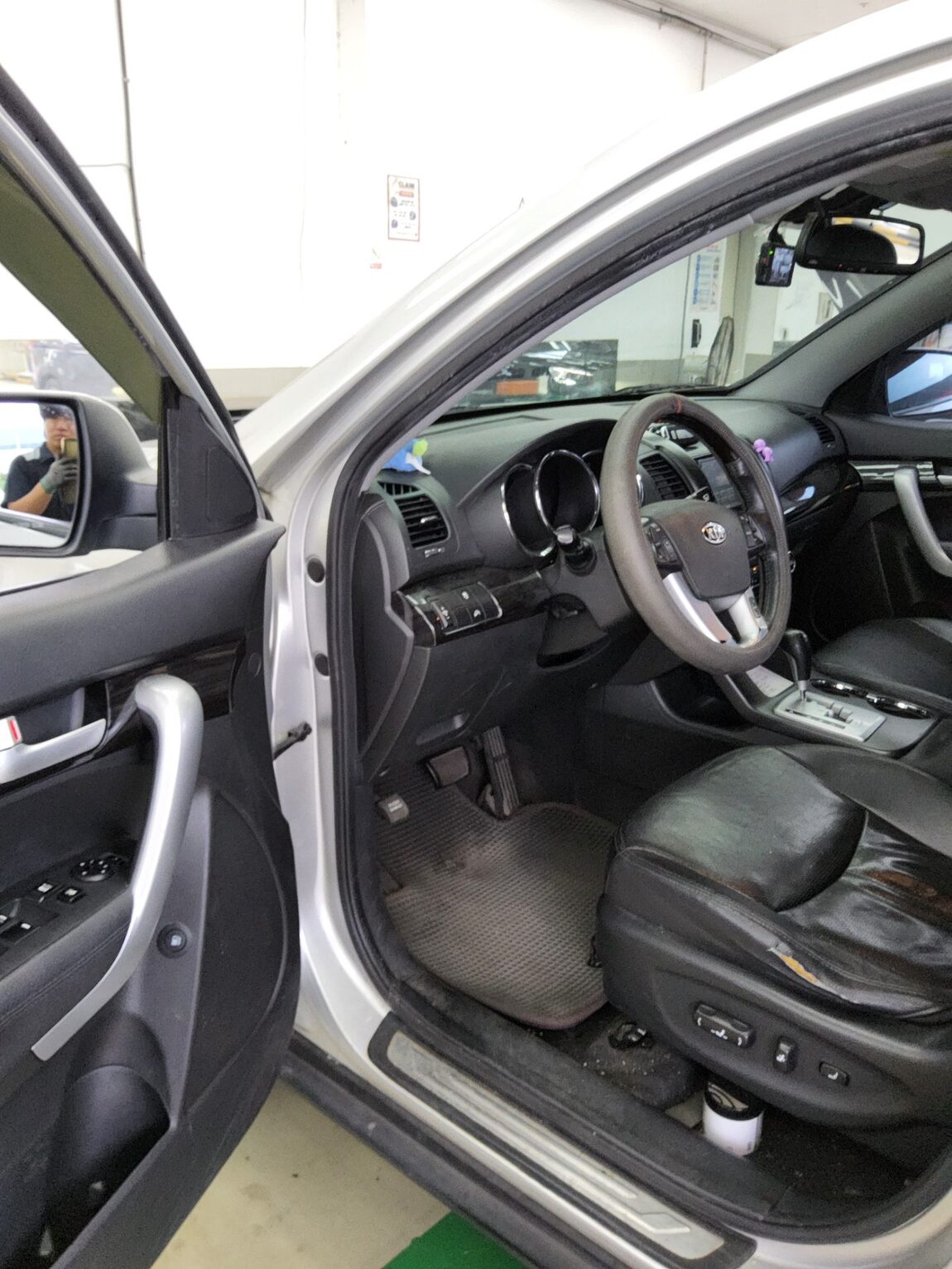 KIA SORENTO R DIESEL 2.2 2WD TLX LUXURY MODEL 2010 - zdjęcie 10