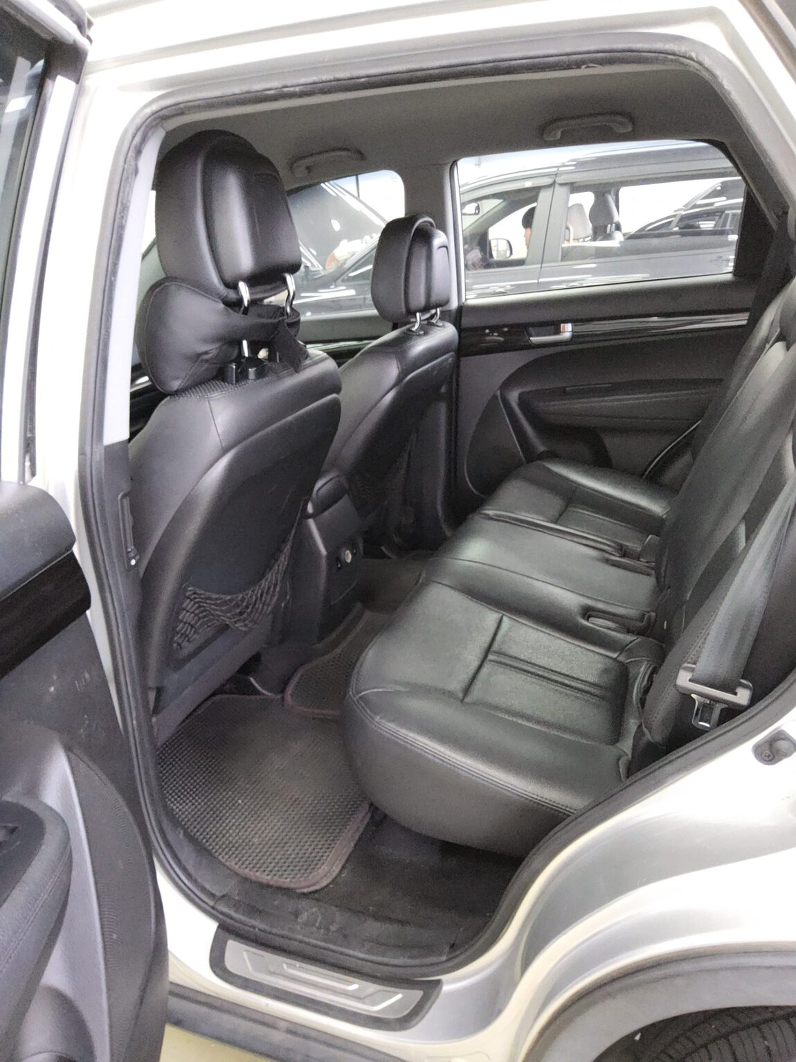 KIA SORENTO R DIESEL 2.2 2WD TLX LUXURY MODEL 2010 - zdjęcie 12