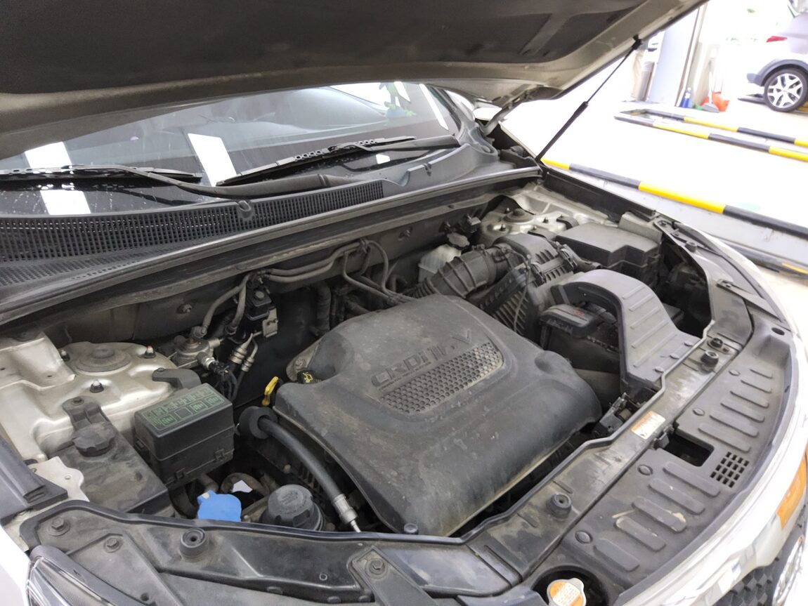 KIA SORENTO R DIESEL 2.2 2WD TLX LUXURY MODEL 2010 - zdjęcie 18