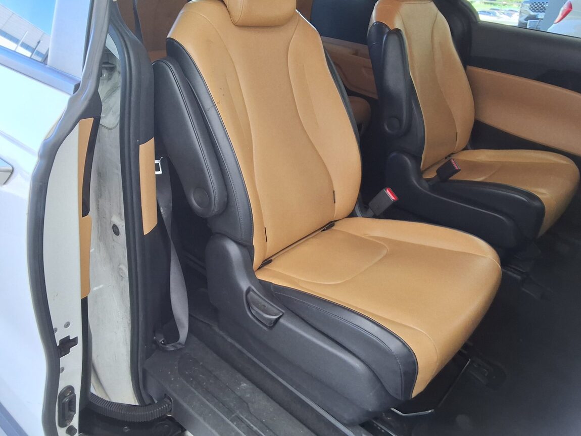 KIA NEW CARNIVAL (KA4) 9-SEATER DIESEL PRESTIGE 2021 - zdjęcie 13