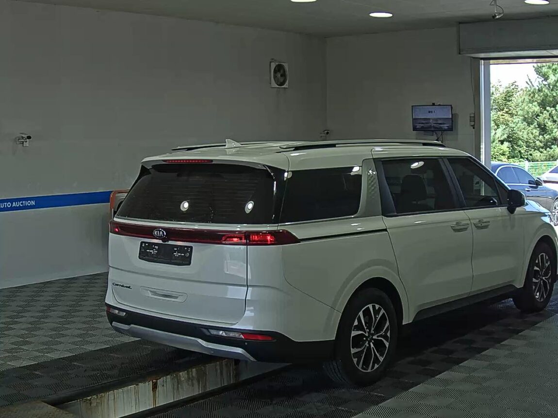 KIA NEW CARNIVAL (KA4) 9-SEATER DIESEL PRESTIGE 2021 - zdjęcie 5