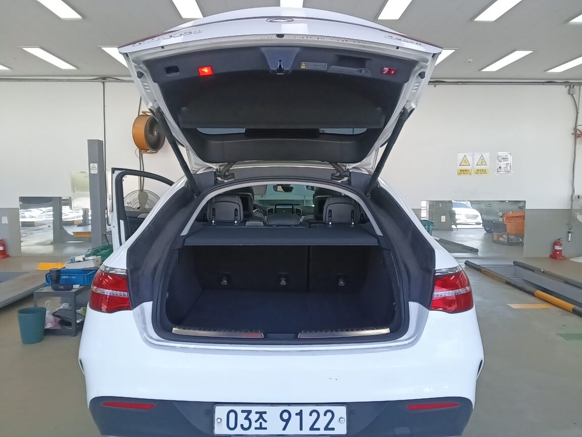 MERCEDES-BENZ GLE-CLASS (3RD GEN) GLE 350D 4MATIC COUPE 2017 - zdjęcie 15