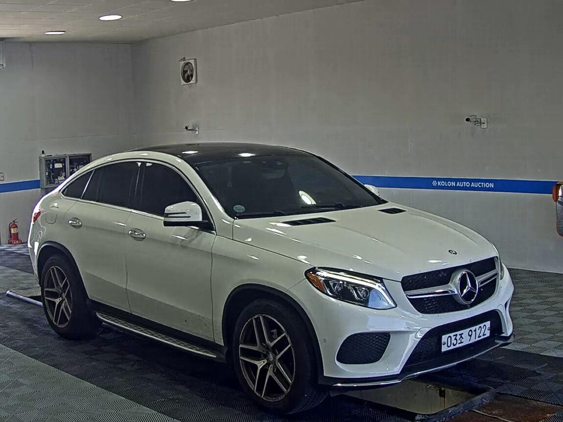 MERCEDES-BENZ GLE-CLASS (3RD GEN) GLE 350D 4MATIC COUPE 2017 - zdjęcie 3