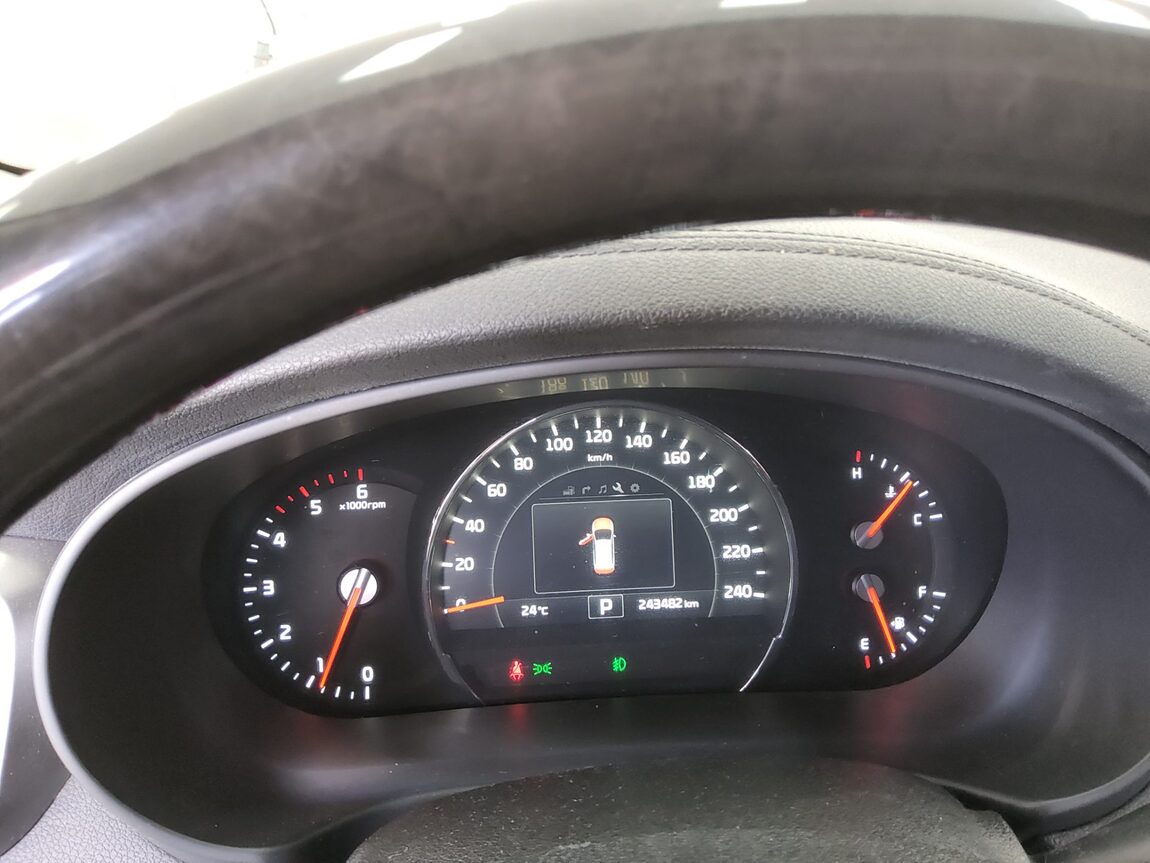 KIA ALL NEW SORENTO R2.2 4WD NOBLESSE SPECIAL 2016 - zdjęcie 9