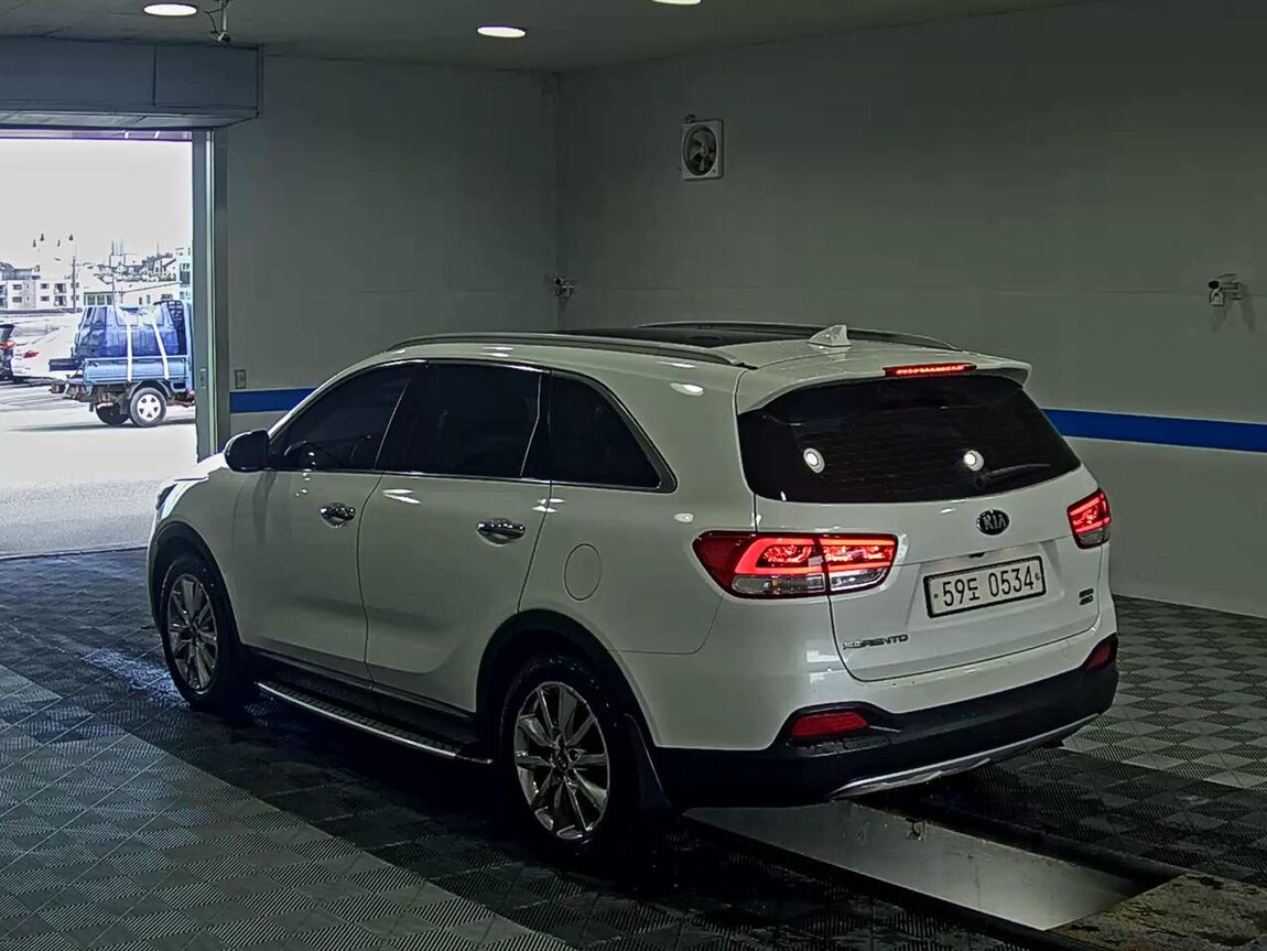 KIA ALL NEW SORENTO R2.2 4WD NOBLESSE SPECIAL 2016 - zdjęcie 6