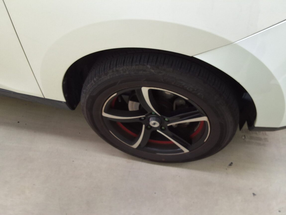 HYUNDAI TUCSON ix DIESEL R20 2WD X20 LUXURY 2011 - zdjęcie 21