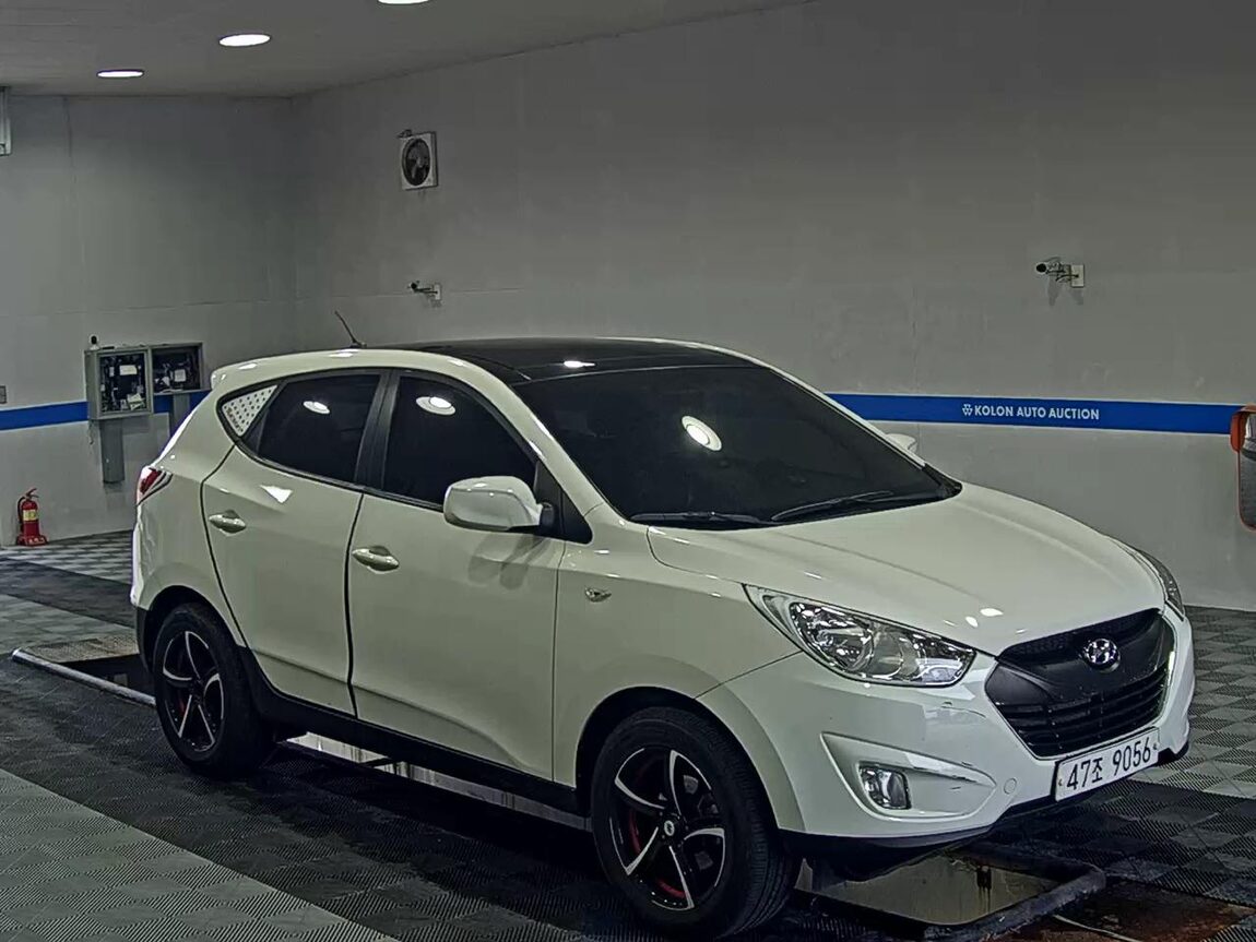 HYUNDAI TUCSON ix DIESEL R20 2WD X20 LUXURY 2011 - zdjęcie 3