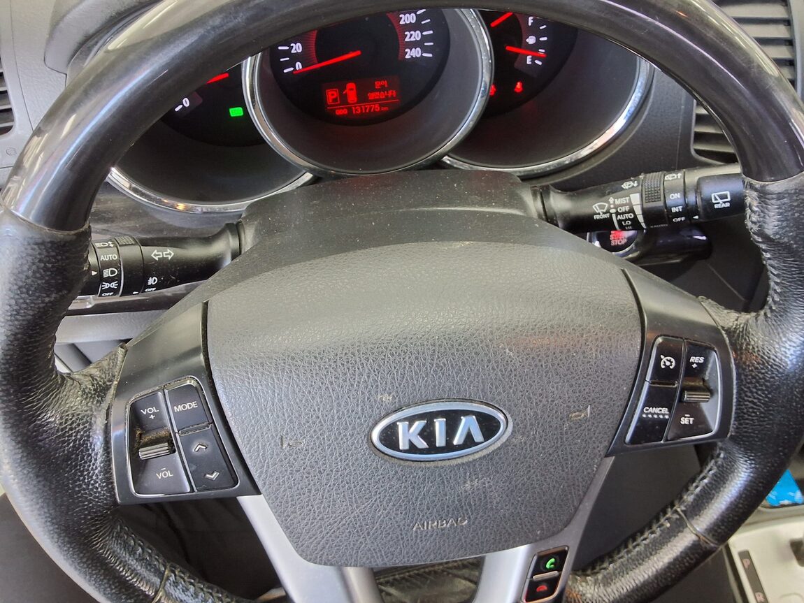 KIA SORENTO R DIESEL 2.2 4WD TLX LUXURY MODEL 2010 - zdjęcie 17