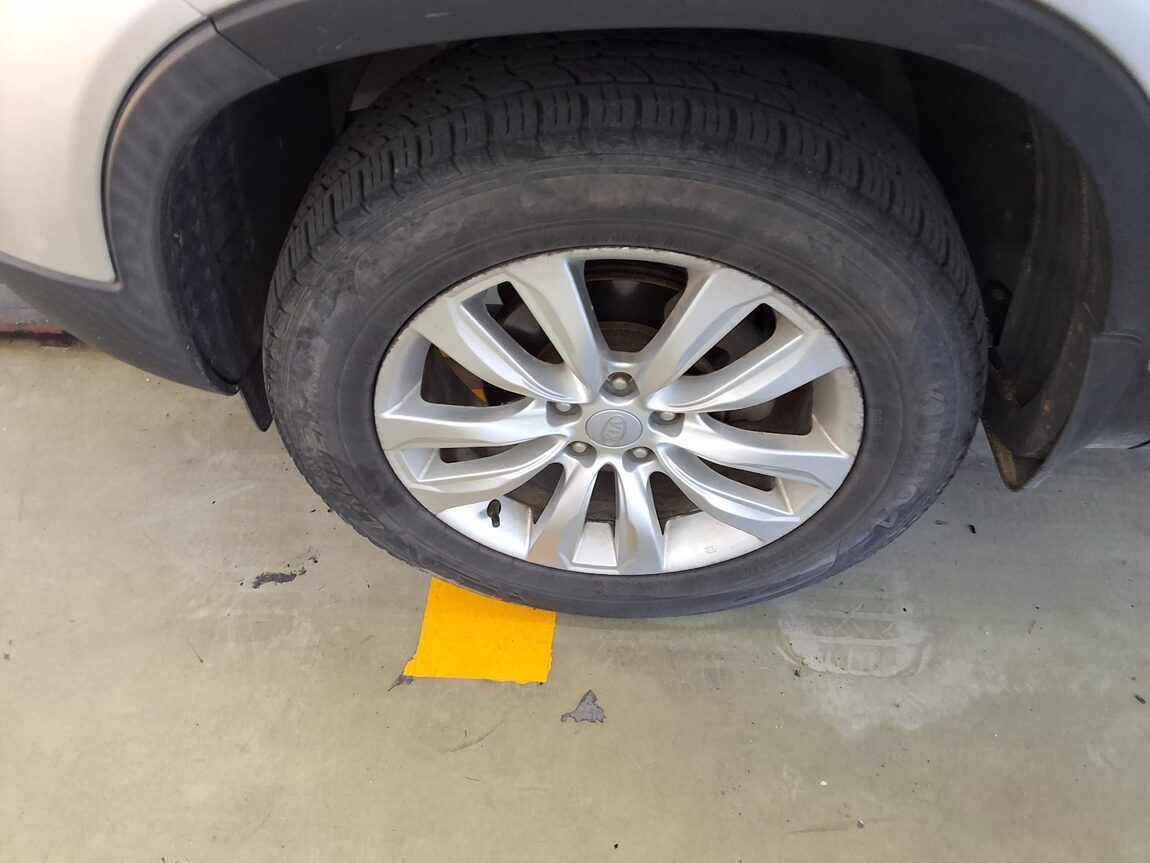 KIA SORENTO R DIESEL 2.2 4WD TLX LUXURY MODEL 2010 - zdjęcie 21