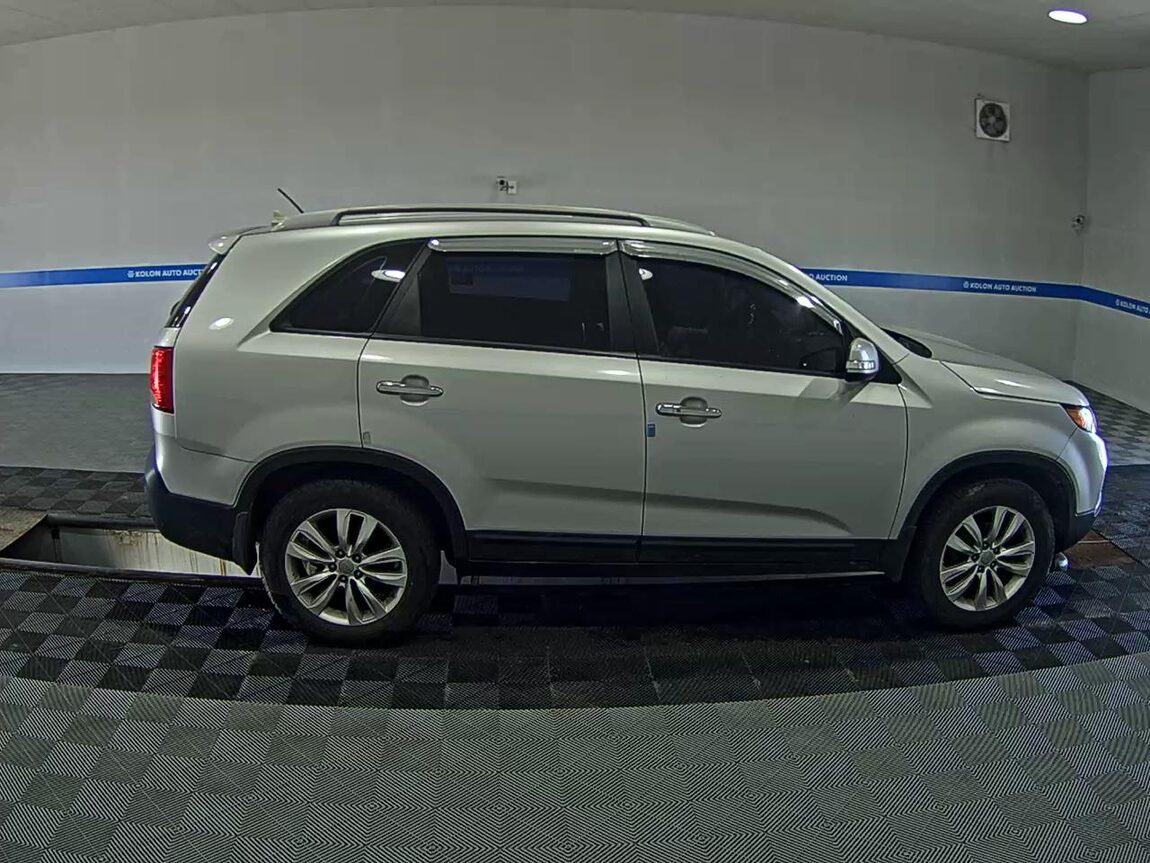 KIA SORENTO R DIESEL 2.2 4WD TLX LUXURY MODEL 2010 - zdjęcie 4