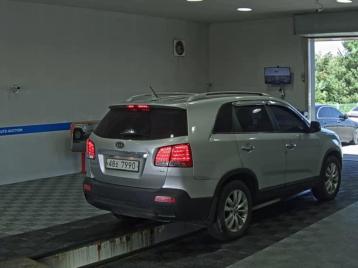 KIA SORENTO R DIESEL 2.2 4WD TLX LUXURY MODEL 2010 - zdjęcie 5