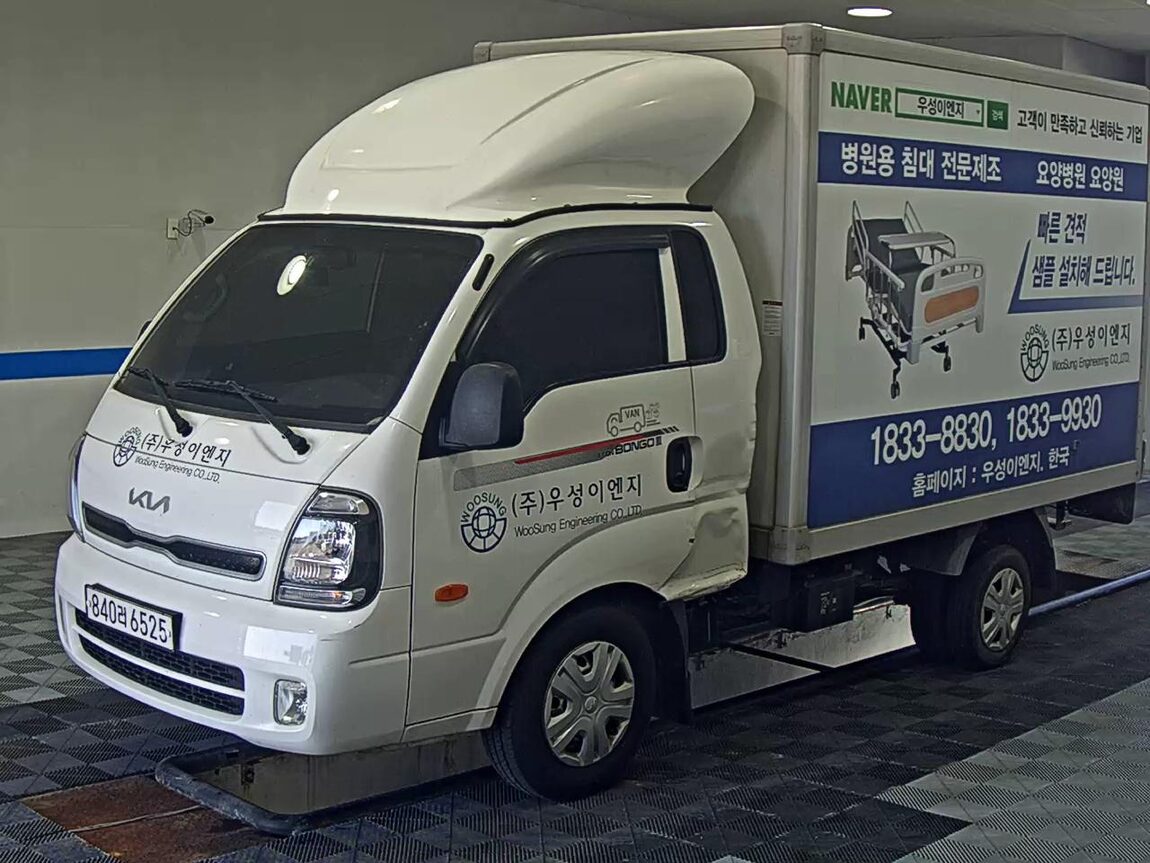 KIA THE NEW BONGO III CARGO BUILT-IN BOX TRUCK PLUS MODEL 2022 - zdjęcie 2