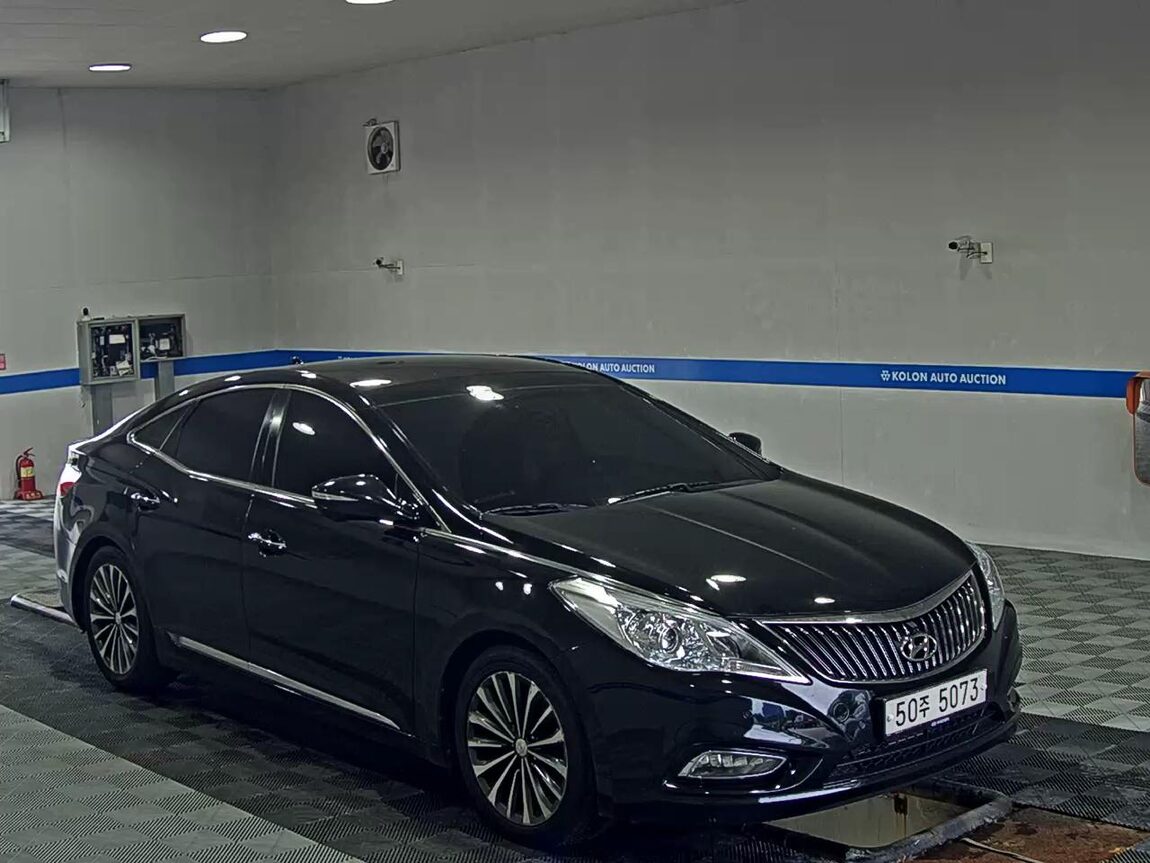 HYUNDAI GRANDEUR HG HG 300 EXCLUSIVE 2013 - zdjęcie 3