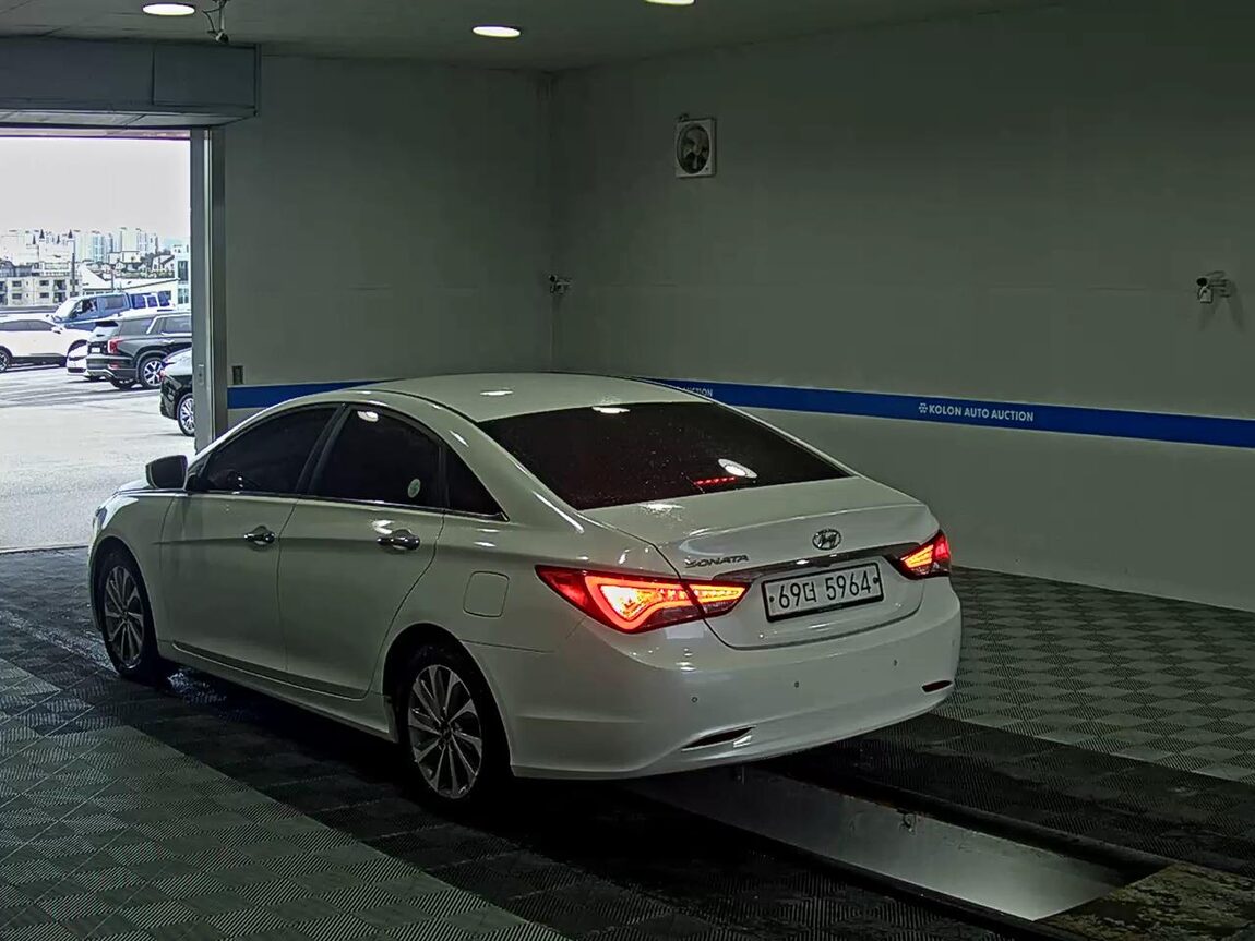 HYUNDAI SONATA THE BRILLIANT LPi DISABLED VEHICLE SMART 2013 - zdjęcie 6