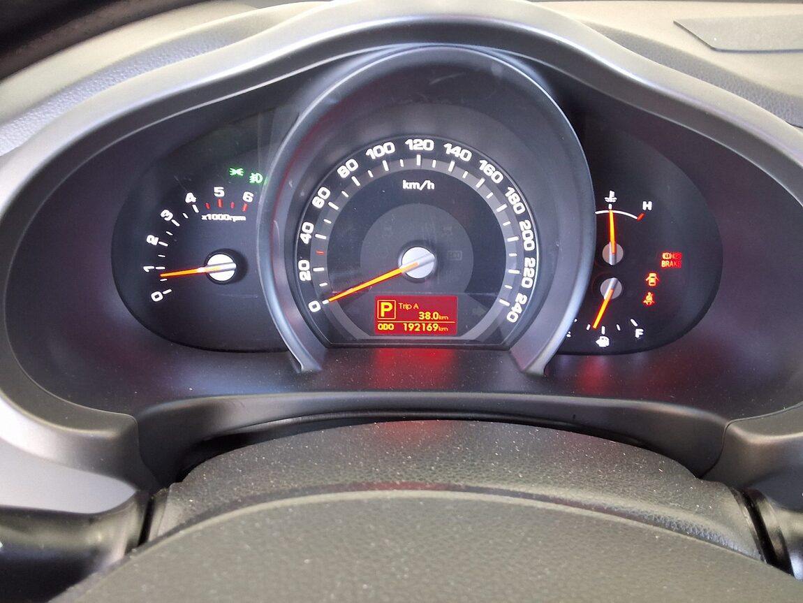 KIA SPORTAGE R DIESEL R2.0 2WD TLX LUXURY MODEL 2011 - zdjęcie 9