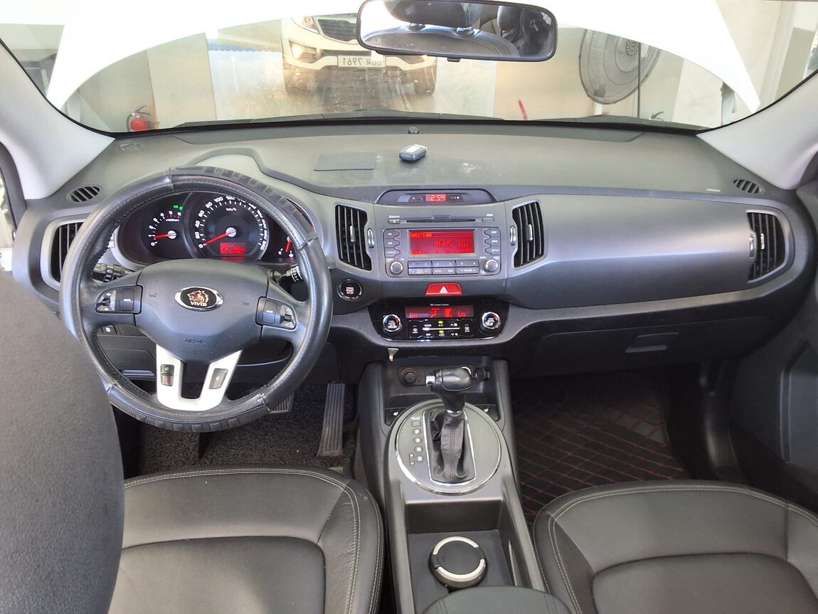 KIA SPORTAGE R DIESEL R2.0 2WD TLX LUXURY MODEL 2011 - zdjęcie 11