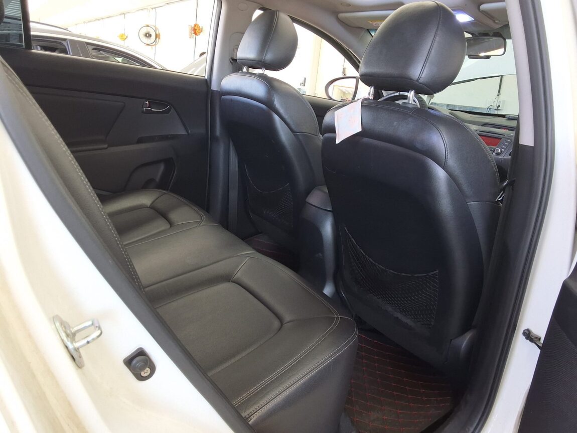 KIA SPORTAGE R DIESEL R2.0 2WD TLX LUXURY MODEL 2011 - zdjęcie 13