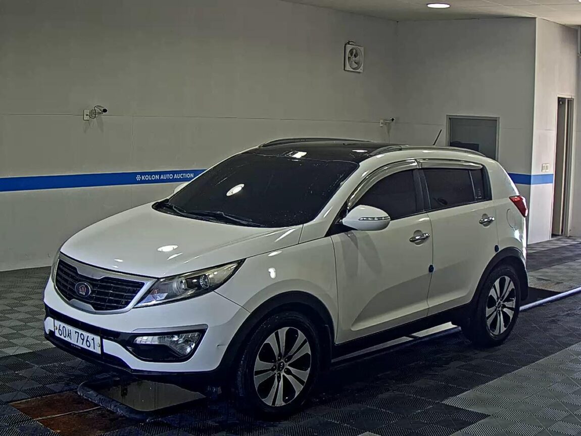 KIA SPORTAGE R DIESEL R2.0 2WD TLX LUXURY MODEL 2011 - zdjęcie 2