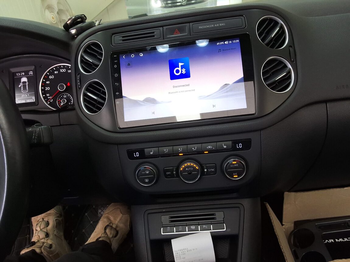 VOLKSWAGEN TIGUAN 2.0 TDI BLUEMOTION PREMIUM 2016 - zdjęcie 24