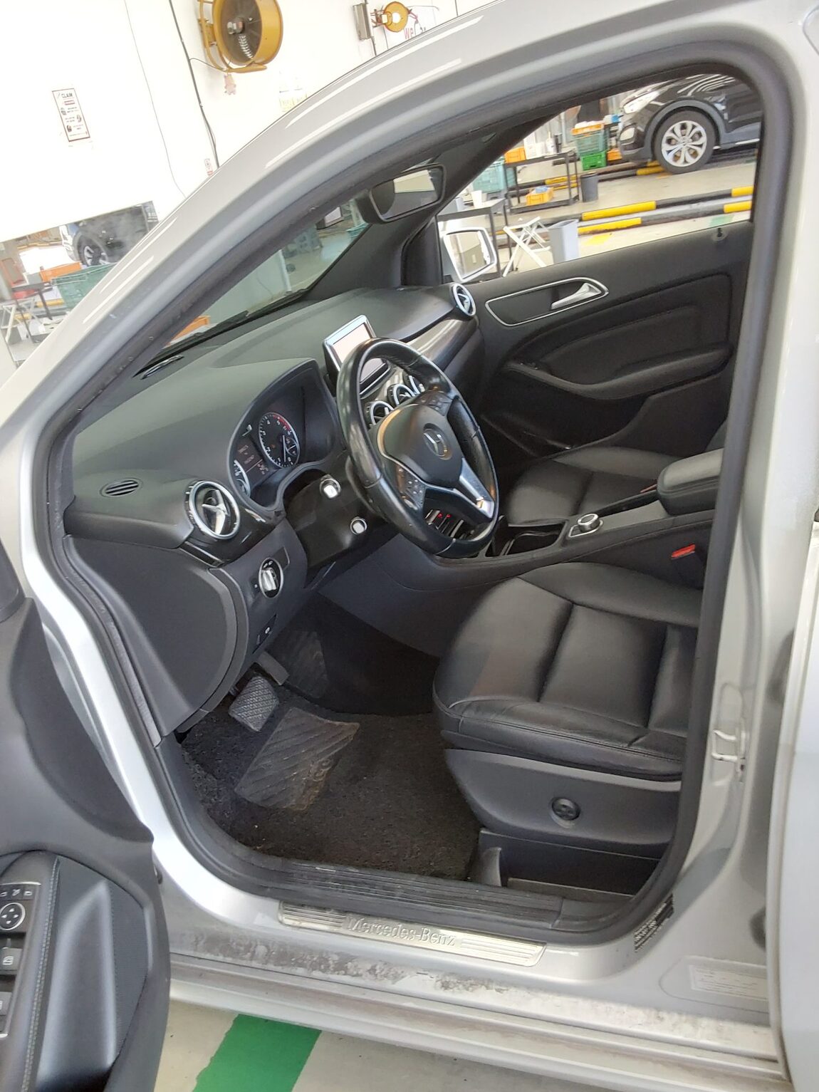 MERCEDES-BENZ B-CLASS (2ND GEN) B200 CDI BLUE EFFICIENCY 2015 - zdjęcie 10