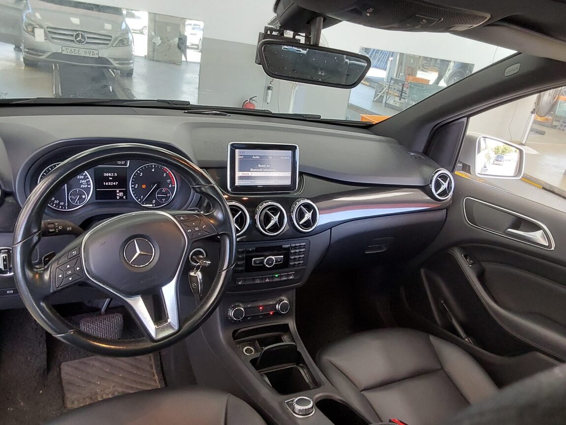 MERCEDES-BENZ B-CLASS (2ND GEN) B200 CDI BLUE EFFICIENCY 2015 - zdjęcie 11