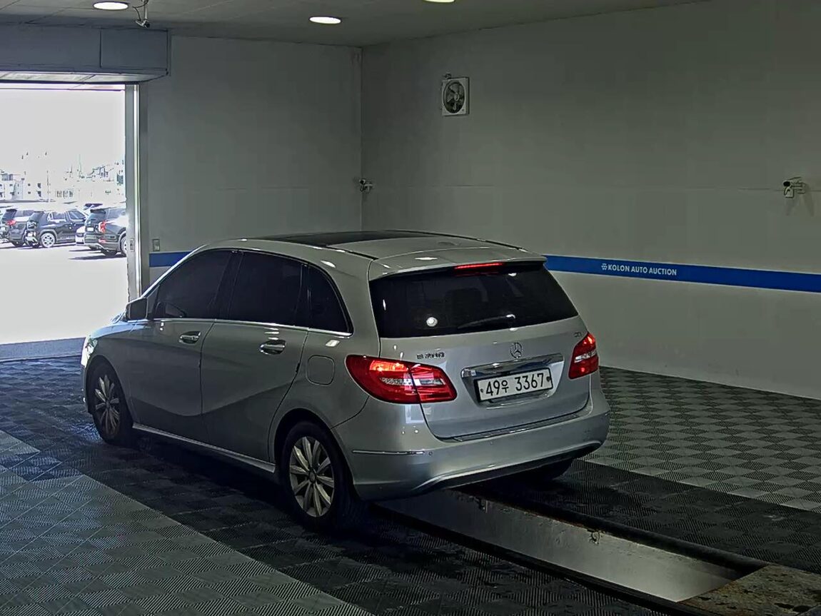 MERCEDES-BENZ B-CLASS (2ND GEN) B200 CDI BLUE EFFICIENCY 2015 - zdjęcie 6