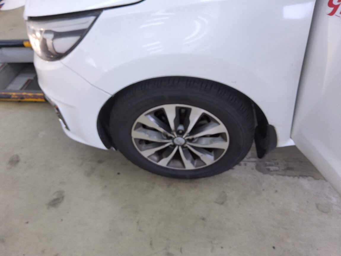 KIA ALL NEW CARNIVAL 9-SEATER DIESEL LUXURY 2018 - zdjęcie 24