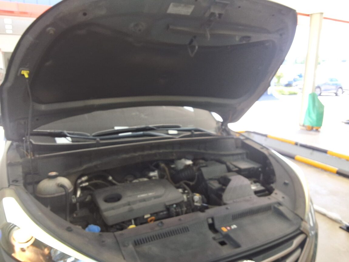 HYUNDAI ALL NEW TUCSON DIESEL 1.7 2WD MODERN 2016 - zdjęcie 18