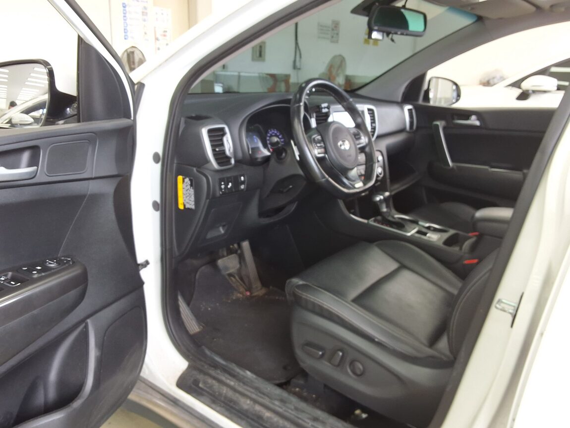 KIA NEW SPORTAGE 1.7 2WD NOBLESSE 2018 - zdjęcie 10