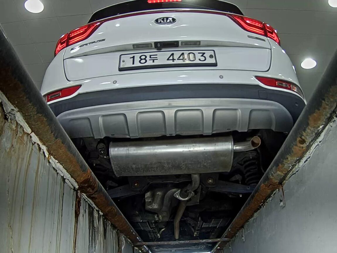 KIA NEW SPORTAGE 1.7 2WD NOBLESSE 2018 - zdjęcie 8