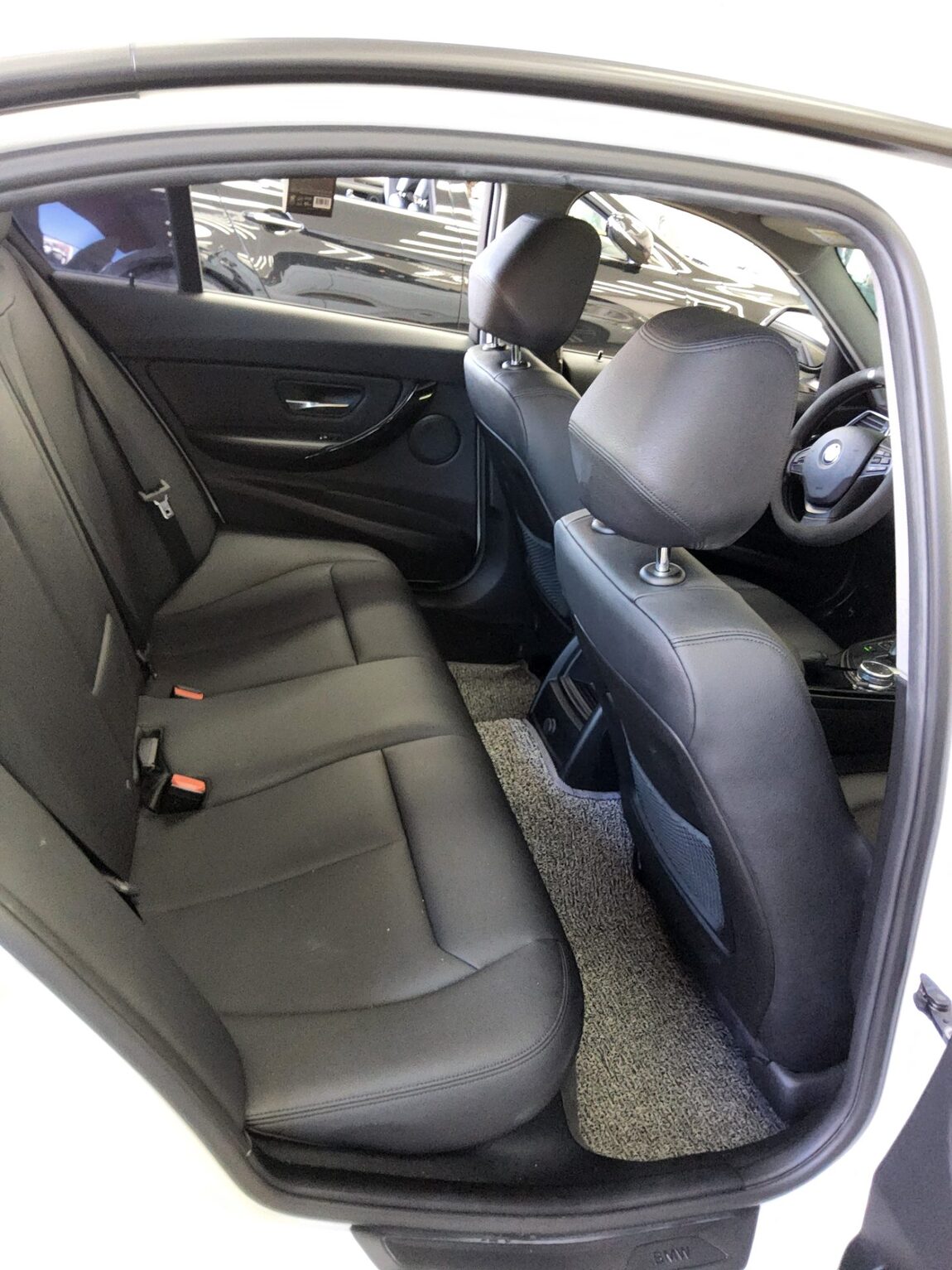 BMW 3 SERIES (6TH GEN) 320d ED EDITION 2016 - zdjęcie 13