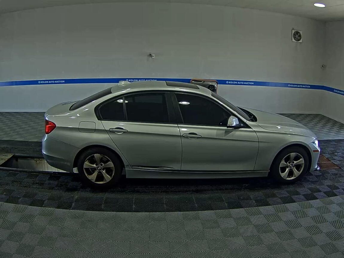 BMW 3 SERIES (6TH GEN) 320d ED EDITION 2014 - zdjęcie 4