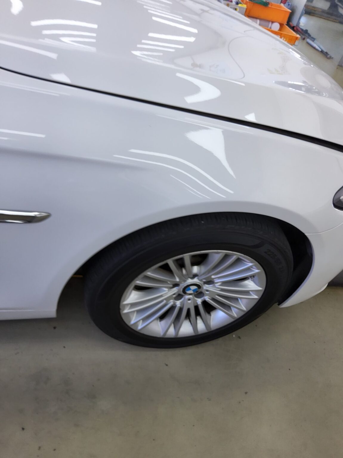 BMW 5 SERIES (6TH GEN) 520d xDRIVE 2015 - zdjęcie 23