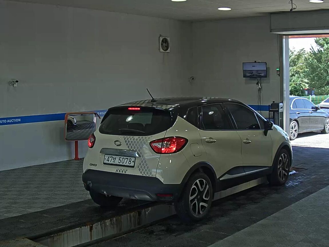 RENAULT (SAMSUNG) QM3 RE 2015 - zdjęcie 5