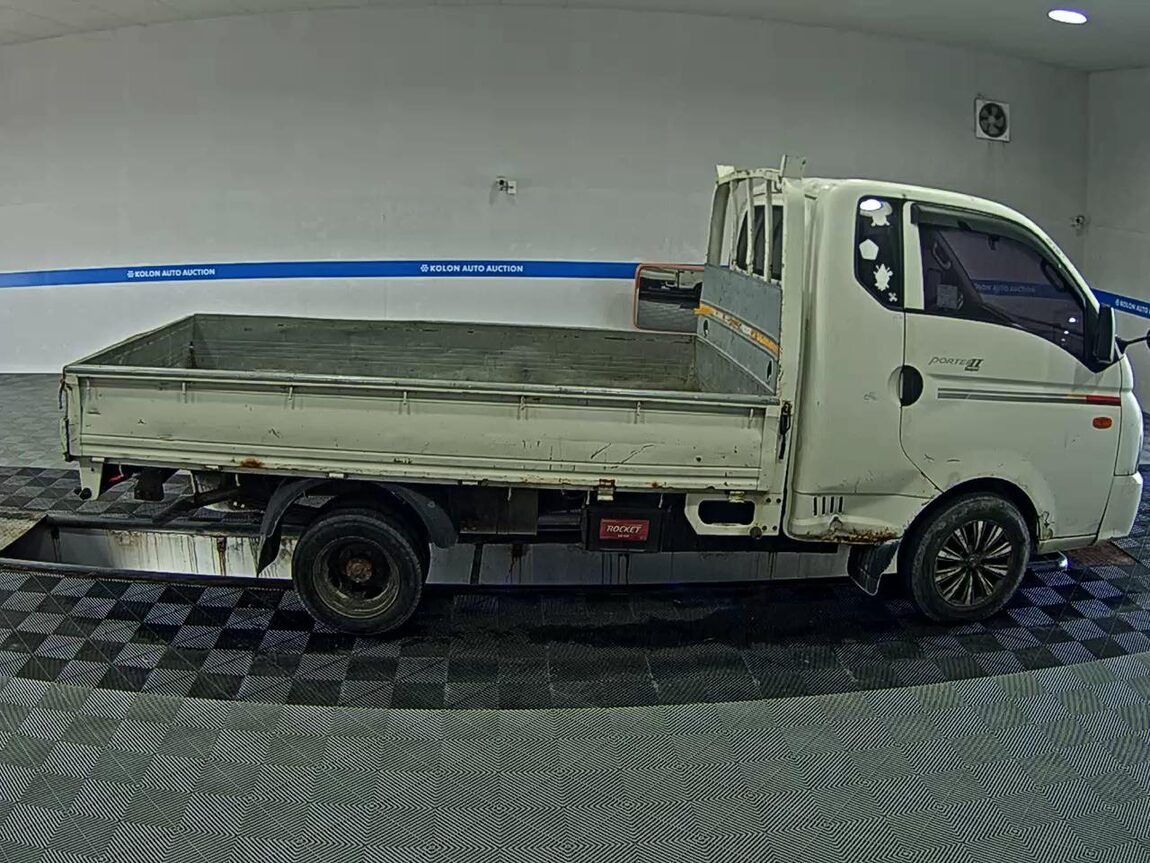 HYUNDAI PORTER II CRDi SUPER CAB EXTRA LONG WHEELBASE SUPER 2017 - zdjęcie 4